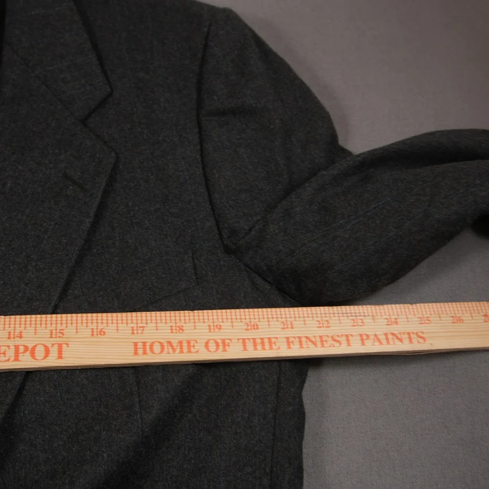 Yves Saint Laurent Pinstripe Virgin Wool Made in France Men Blazer Size 42L